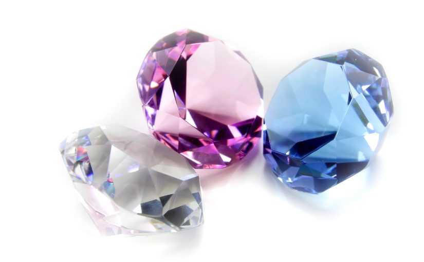 ダイヤモンドの色の種類について調べてみた！